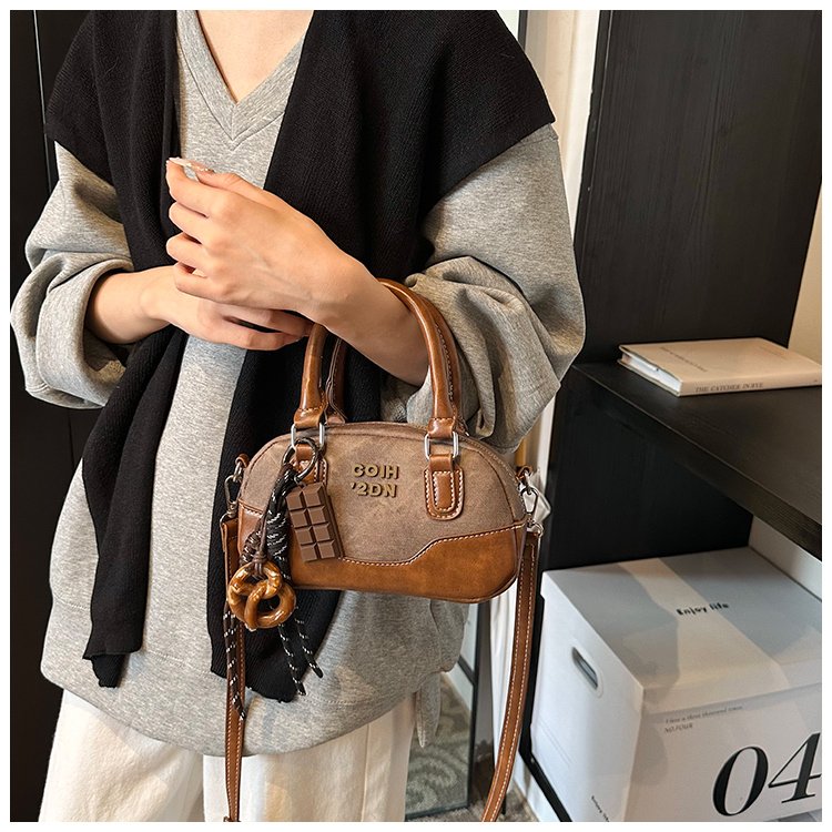 Women's PU Leather Textured Barrel Bag detail 23