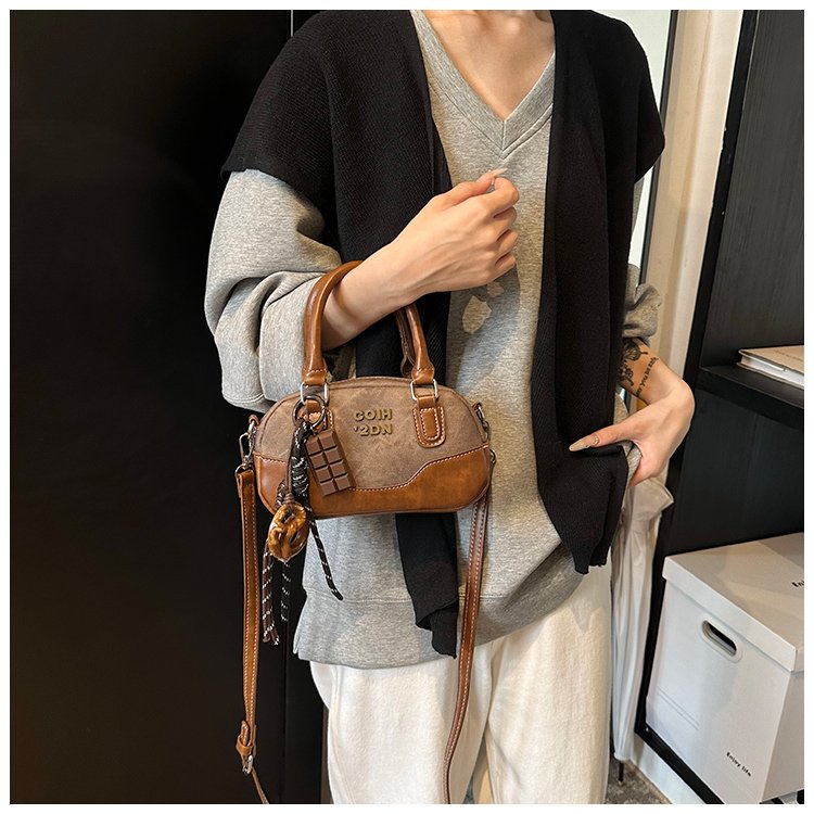 Women's PU Leather Textured Barrel Bag detail 24