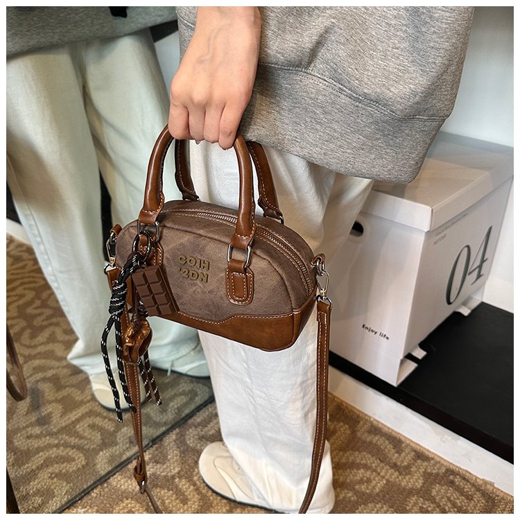 Women's PU Leather Textured Barrel Bag detail 28