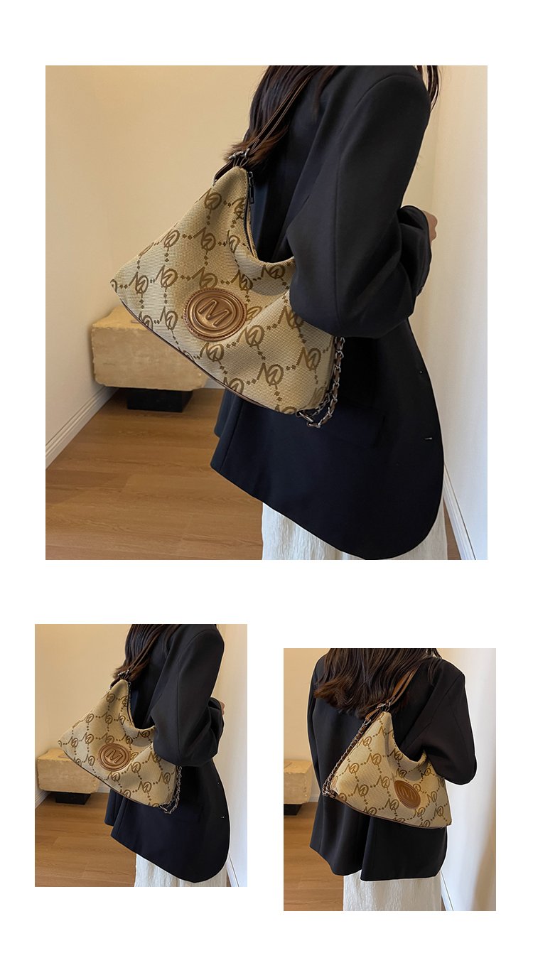 Women's Cloth Textured Shoulder Bag detail 10