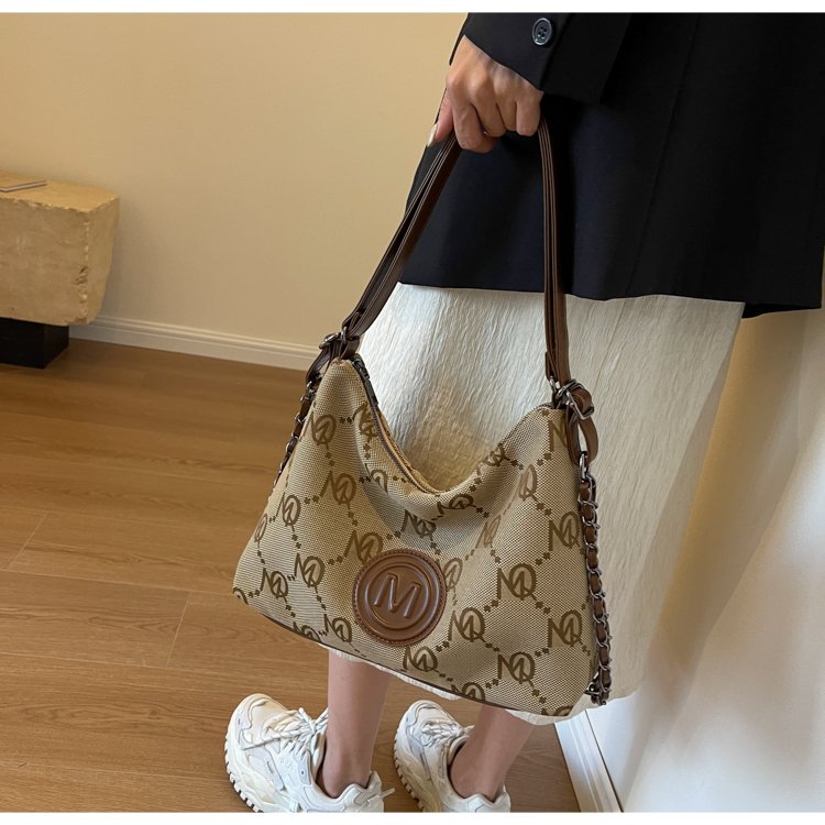 Women's Cloth Textured Shoulder Bag detail 39