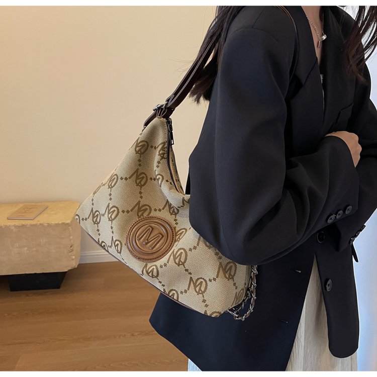 Women's Cloth Textured Shoulder Bag detail 40