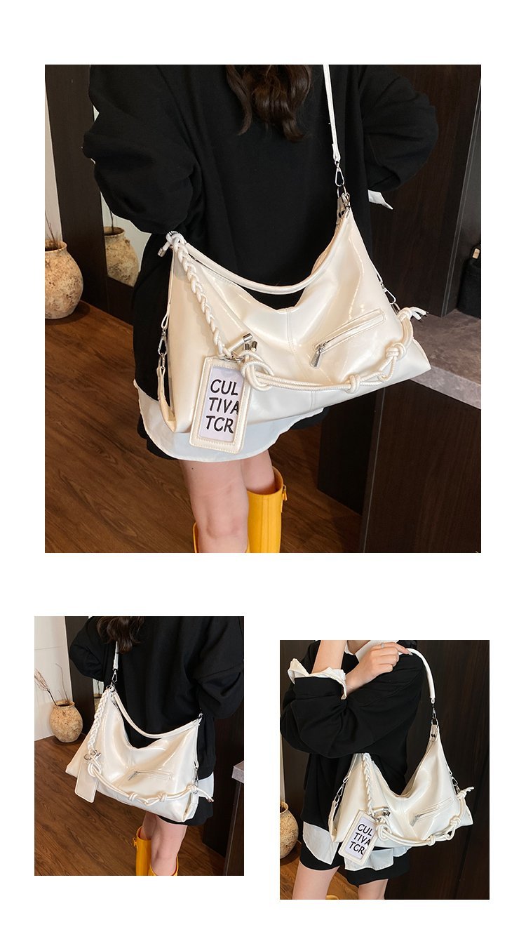 Women's PU Leather Textured Slouch Shoulder Bag detail 9