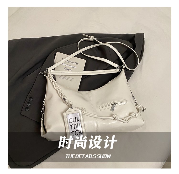 Women's PU Leather Textured Slouch Shoulder Bag detail 14