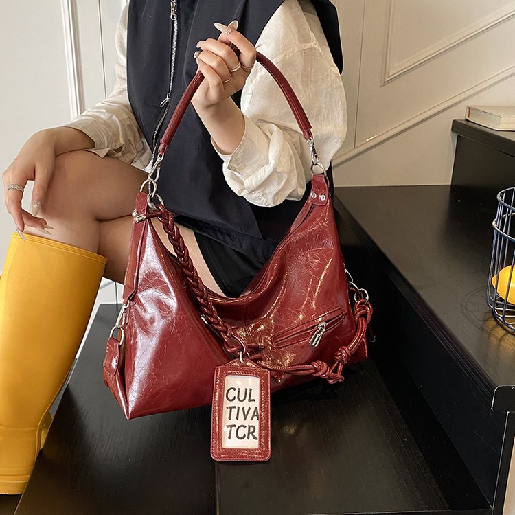 Women's PU Leather Textured Slouch Shoulder Bag view 1