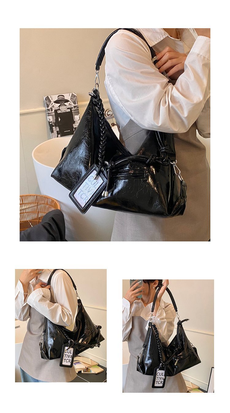 Women's PU Leather Textured Slouch Shoulder Bag detail 8