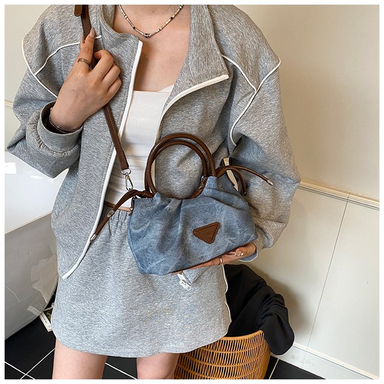 Women's PU Leather Top Handle Chain Crossbody Bag detail 39