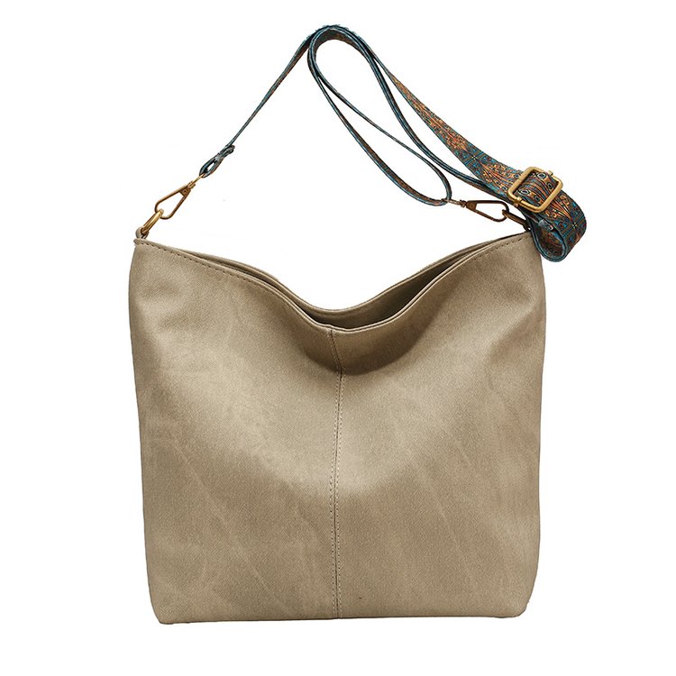 Women's PU Leather Wide Woven Strap Shoulder Bag view 3