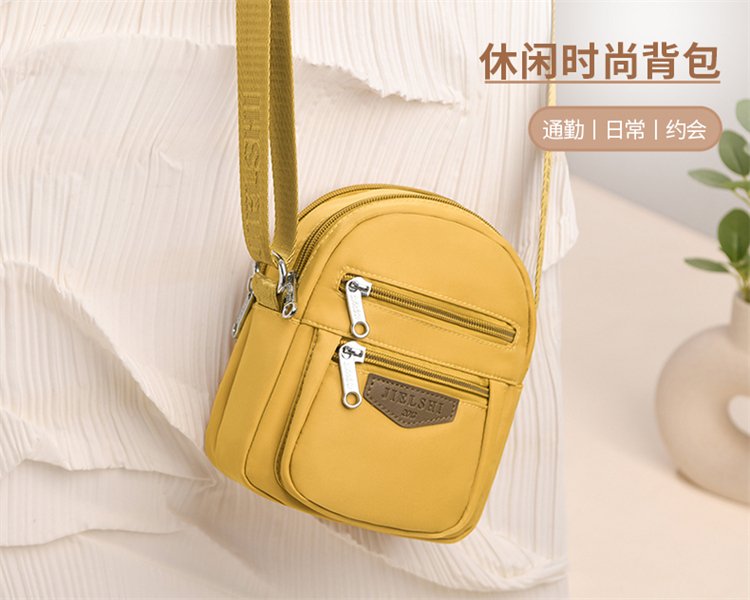Women's Multi-Pocket Nylon Crossbody Bag detail 4