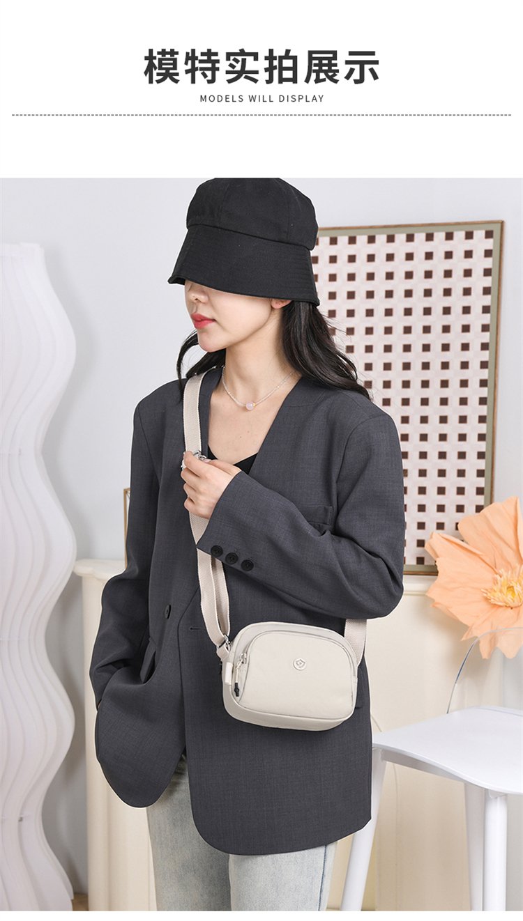 Women's Multi-Pocket Nylon Crossbody Bag detail 18