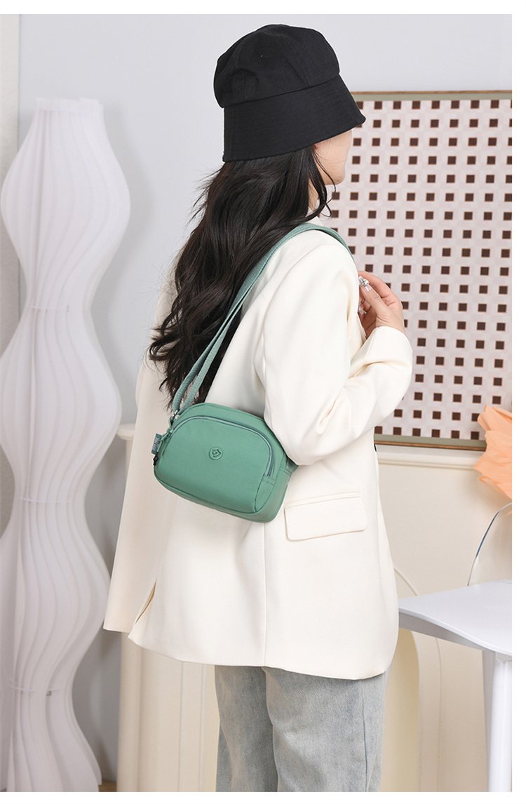 Women's Multi-Pocket Nylon Crossbody Bag detail 20