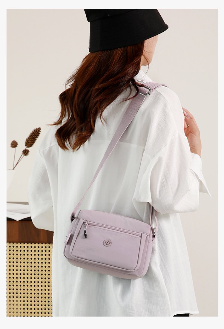 Women's Multi-Pocket Nylon Crossbody Bag detail 3
