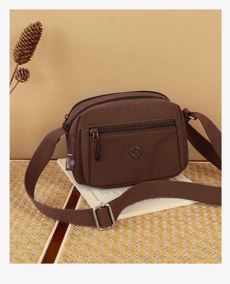 Women's Multi-Pocket Nylon Crossbody Bag detail 4