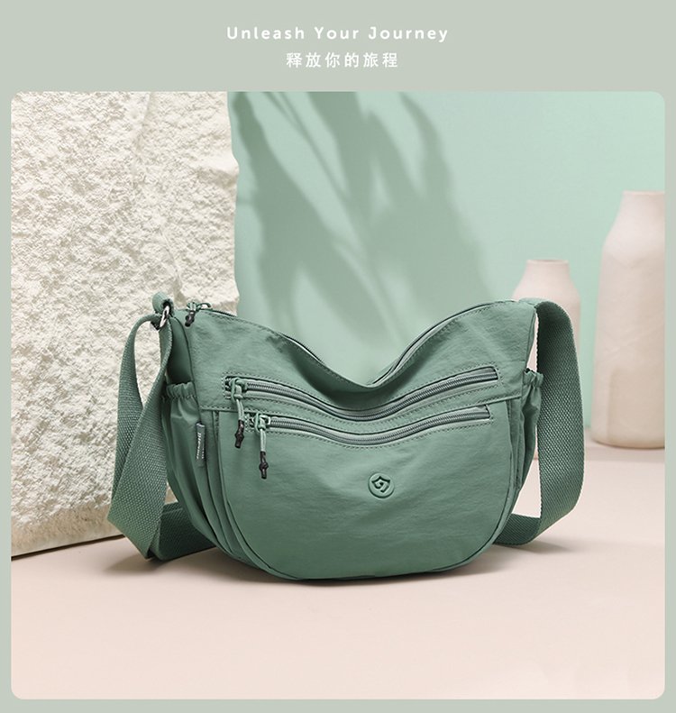Women's Soft Everyday Nylon Shoulder Bag detail 5