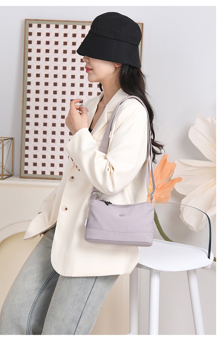Women's Soft Everyday Nylon Shoulder Bag detail 20