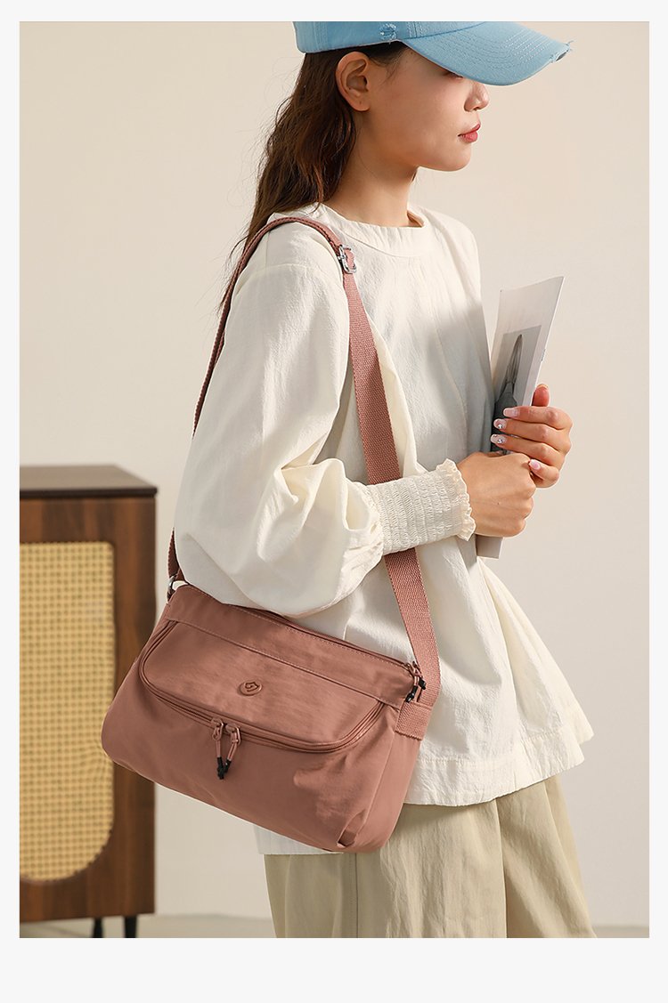 Women's Multi-Pocket Nylon Crossbody Bag detail 3
