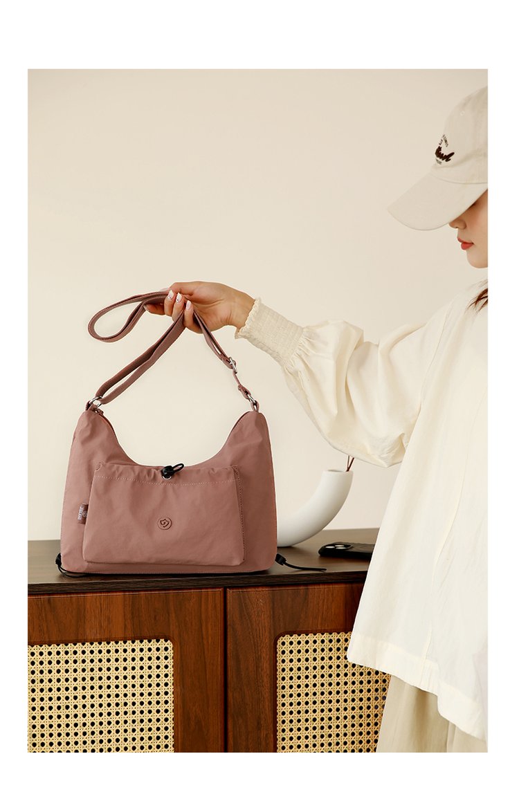 Women's Soft Everyday Nylon Shoulder Bag detail 34