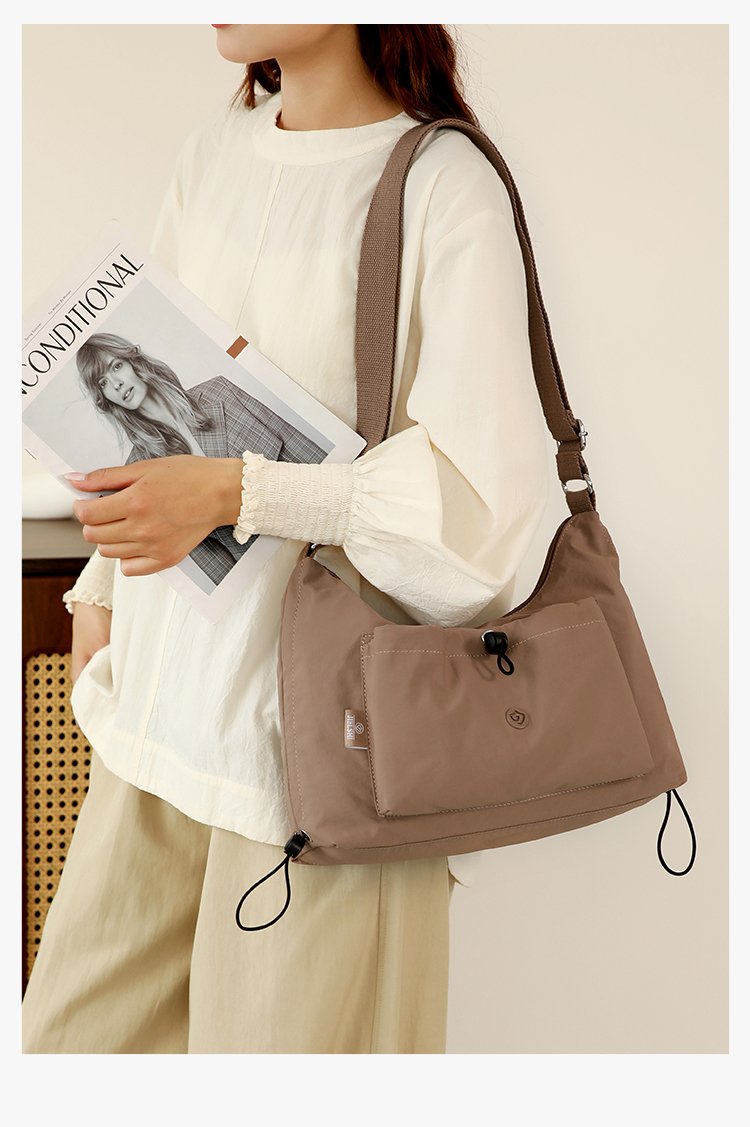 Women's Soft Everyday Nylon Shoulder Bag detail 3