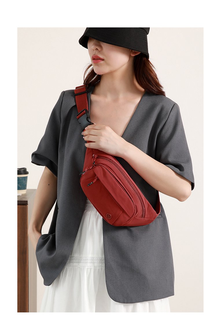 Women's Multi-Pocket Nylon Waist Bag detail 13