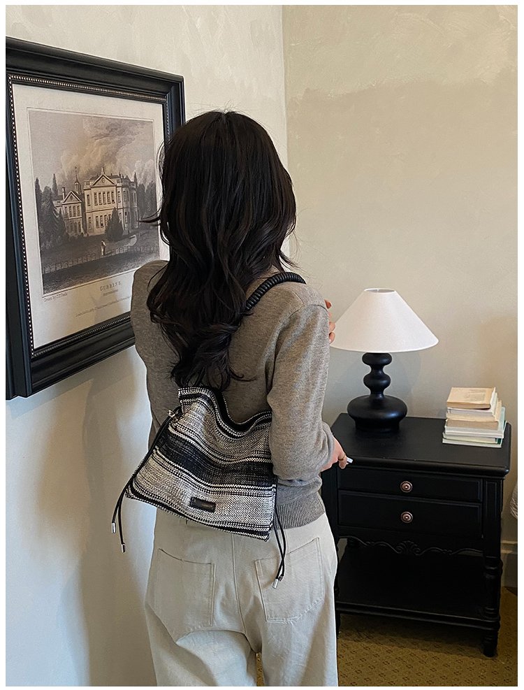 Women's Relaxed Fabric Shoulder Bag with Magnetic Snap detail 15