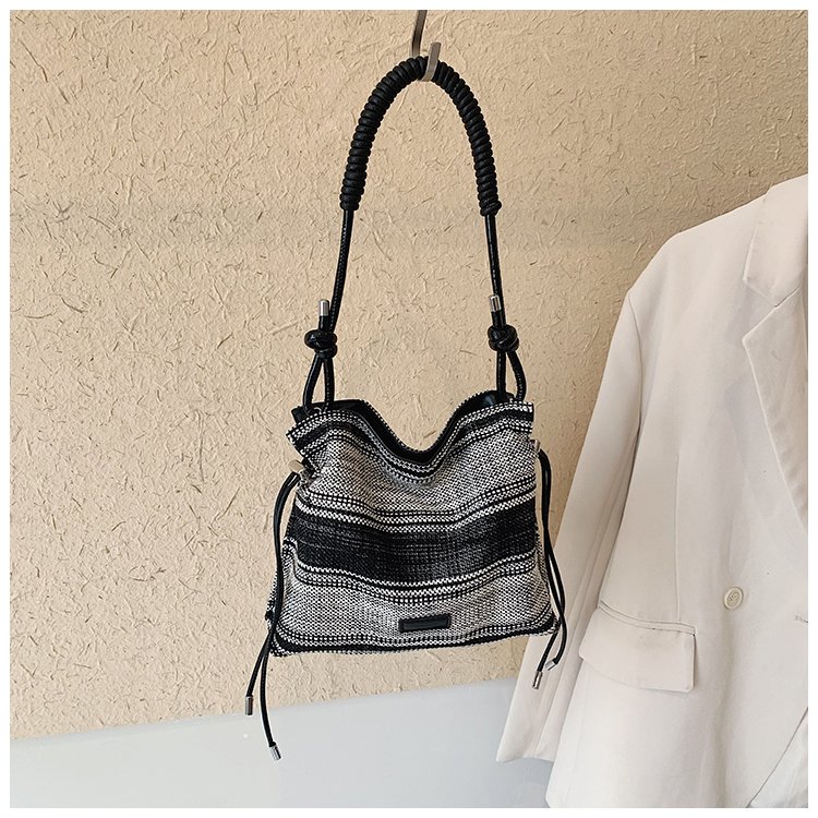 Women's Relaxed Fabric Shoulder Bag with Magnetic Snap detail 1