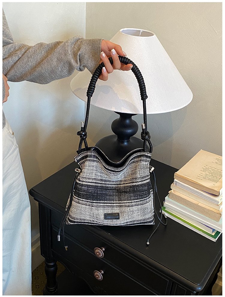 Women's Relaxed Fabric Shoulder Bag with Magnetic Snap detail 27