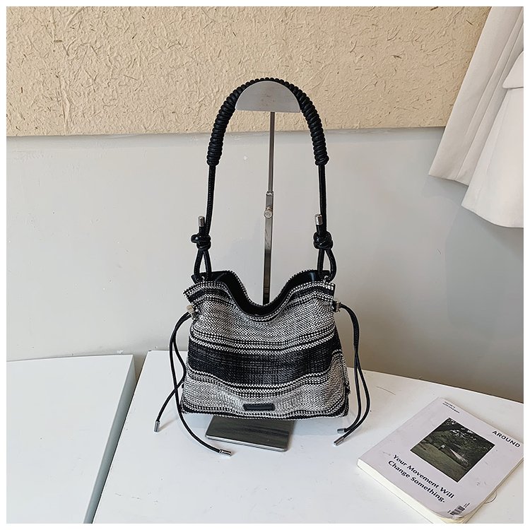 Women's Relaxed Fabric Shoulder Bag with Magnetic Snap detail 2