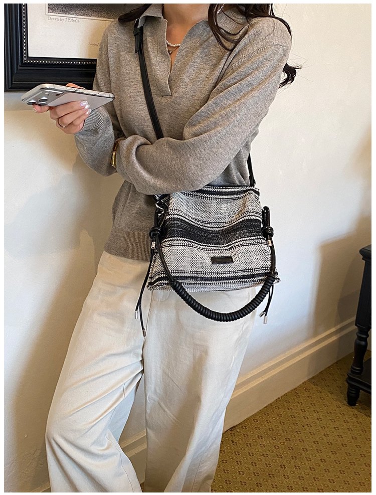Women's Relaxed Fabric Shoulder Bag with Magnetic Snap detail 34