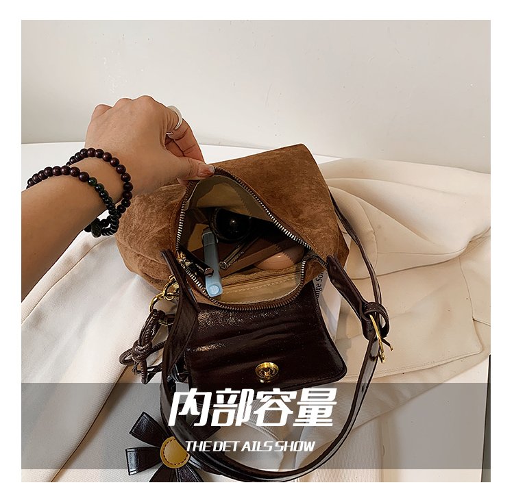 Women's Professional PU Leather Crossbody Bag with Zipper detail 11