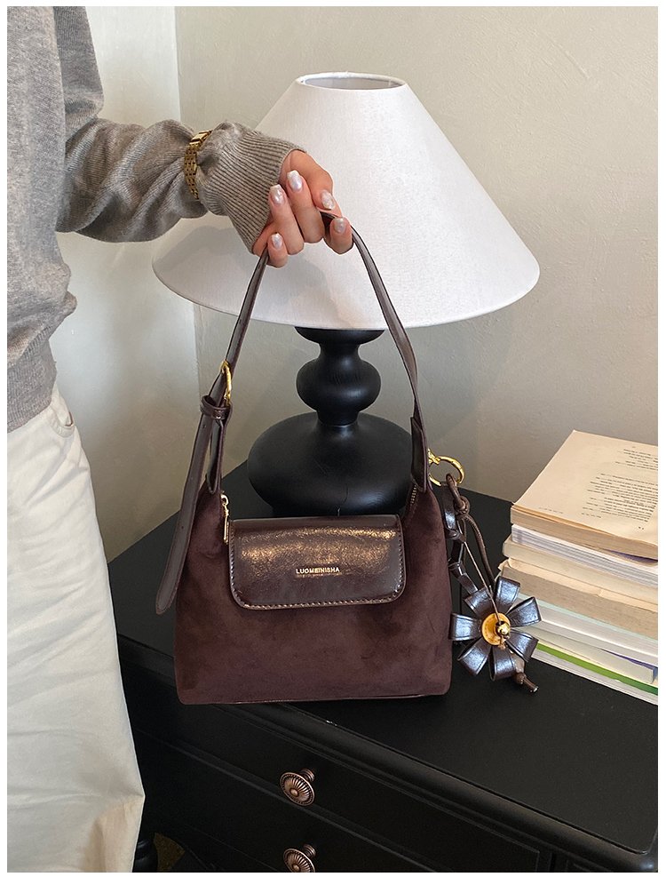 Women's Professional PU Leather Crossbody Bag with Zipper detail 18