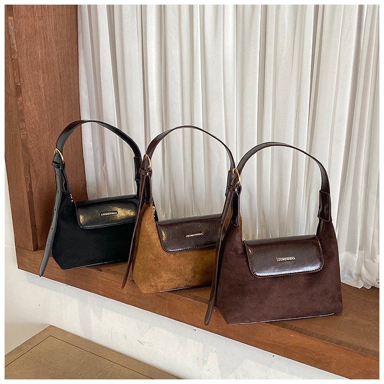 Women's Professional PU Leather Crossbody Bag with Zipper detail 1