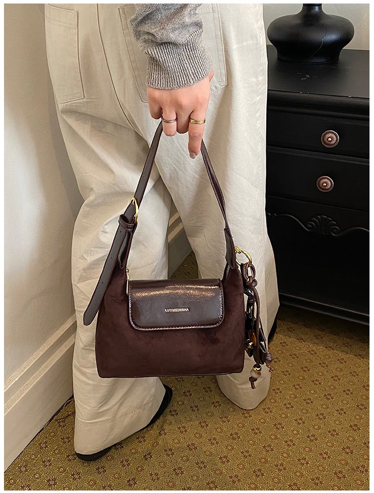 Women's Professional PU Leather Crossbody Bag with Zipper detail 19