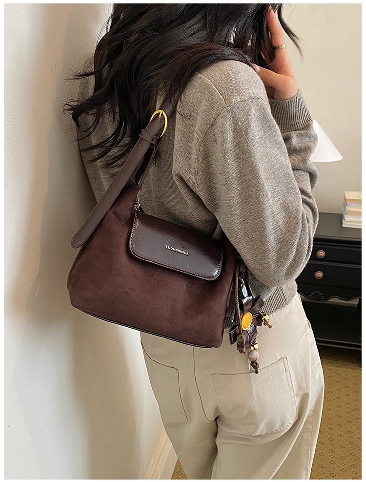 Women's Professional PU Leather Crossbody Bag with Zipper detail 21