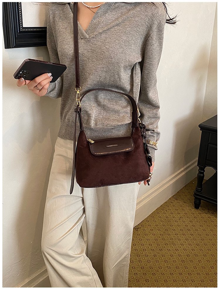 Women's Professional PU Leather Crossbody Bag with Zipper detail 32