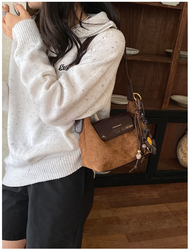 Women's Professional PU Leather Crossbody Bag with Zipper detail 35