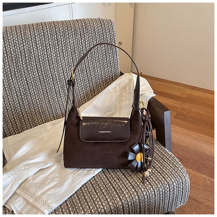 Women's Professional PU Leather Crossbody Bag with Zipper view 7