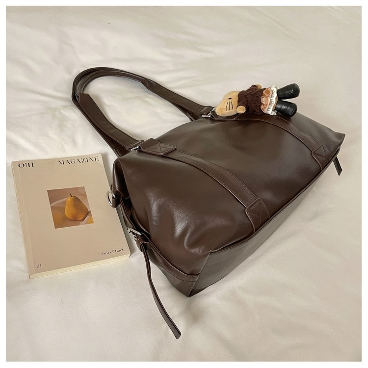 Women's Timeless PU Leather Crossbody Bag with Zipper detail 17