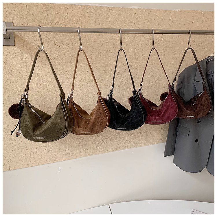Women's Versatile PU Leather Dumpling Shoulder Bag with Zipper detail 2