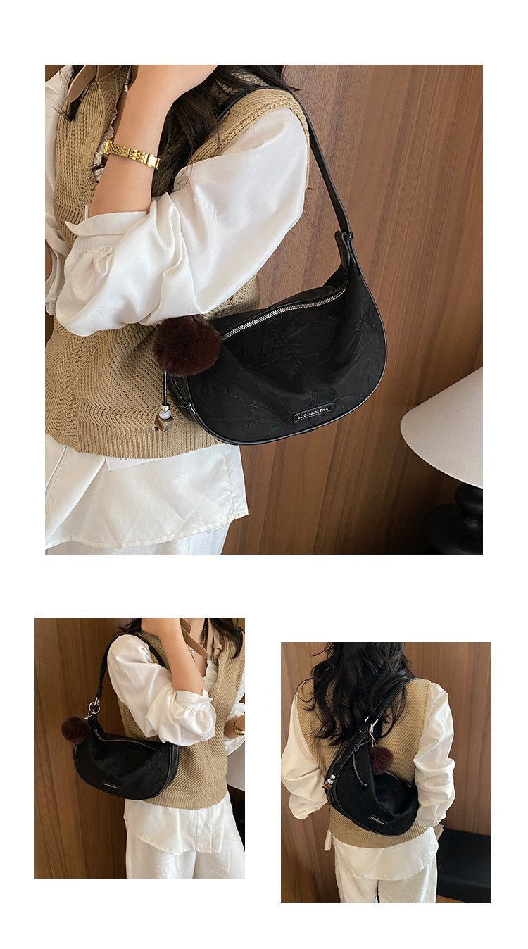 Women's Versatile PU Leather Dumpling Shoulder Bag with Zipper detail 9