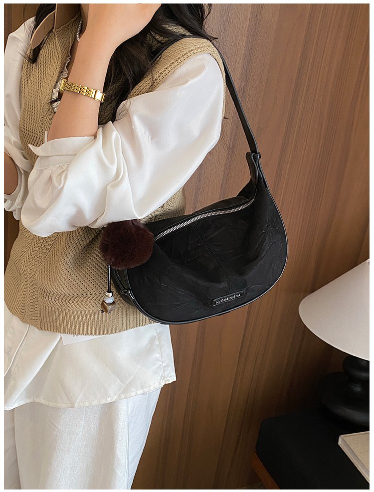 Women's Versatile PU Leather Dumpling Shoulder Bag with Zipper detail 15