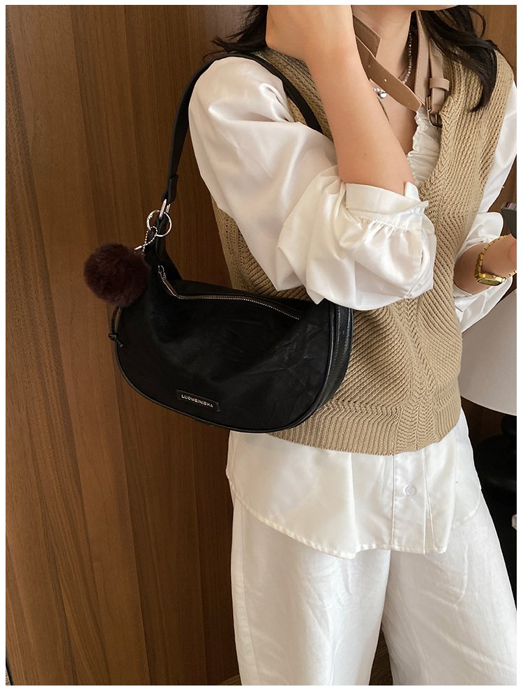 Women's Versatile PU Leather Dumpling Shoulder Bag with Zipper detail 19