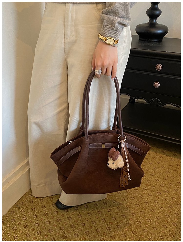 Women's Chic PU Leather Shell Shoulder Bag with Zipper detail 16