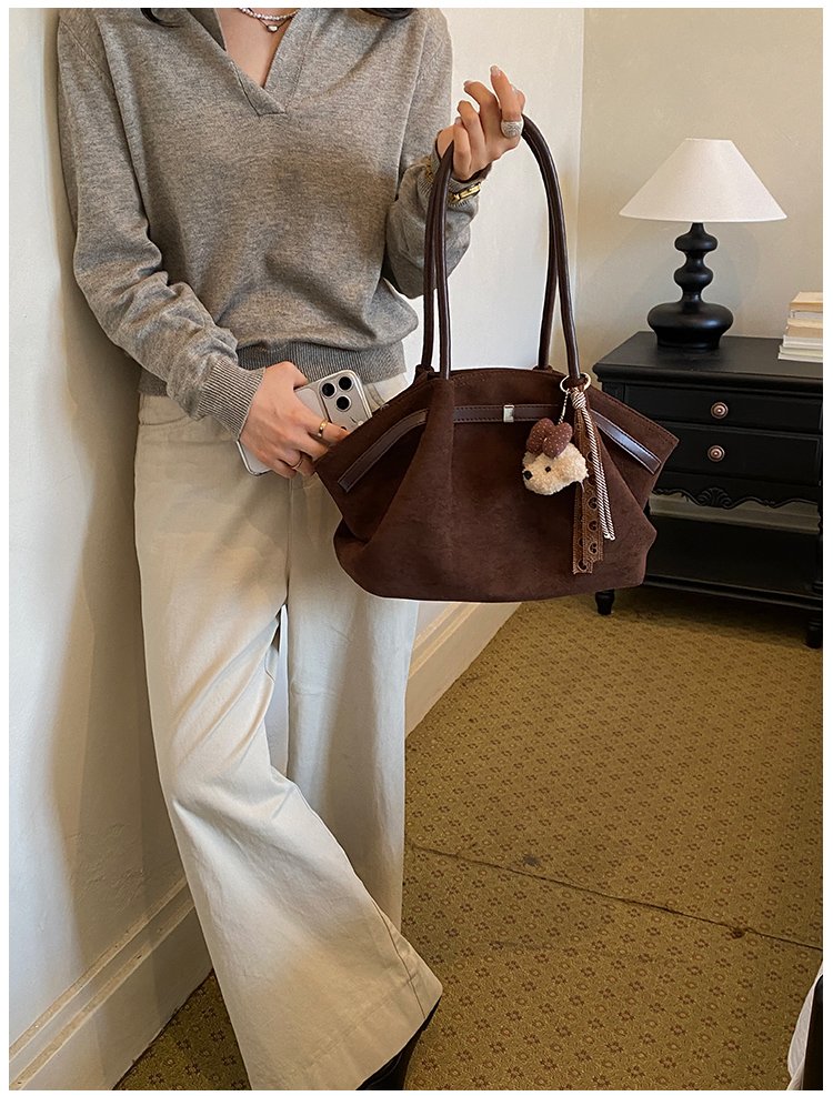 Women's Chic PU Leather Shell Shoulder Bag with Zipper detail 21