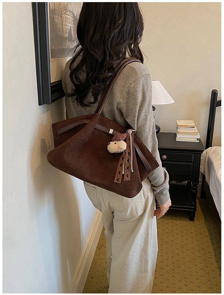 Women's Chic PU Leather Shell Shoulder Bag with Zipper detail 29