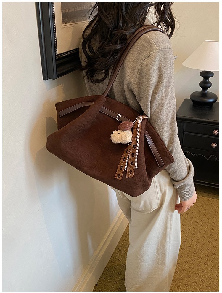 Women's Chic PU Leather Shell Shoulder Bag with Zipper detail 30