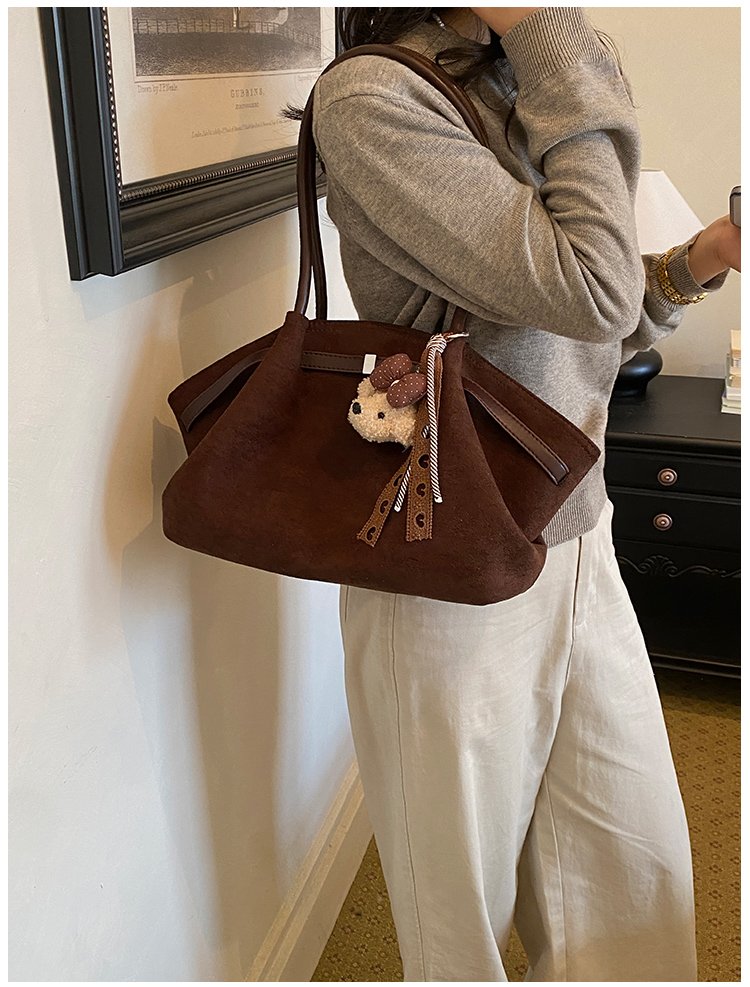 Women's Chic PU Leather Shell Shoulder Bag with Zipper detail 34