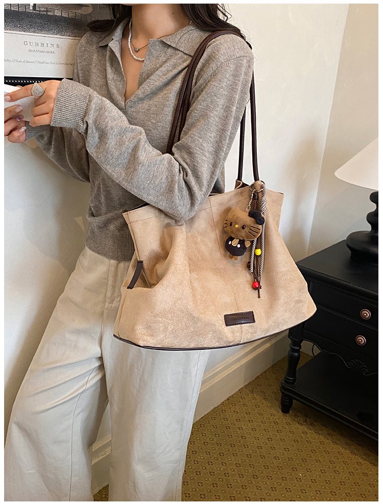 Women's Timeless PU Leather Tote Bag with Charm with Zipper detail 23