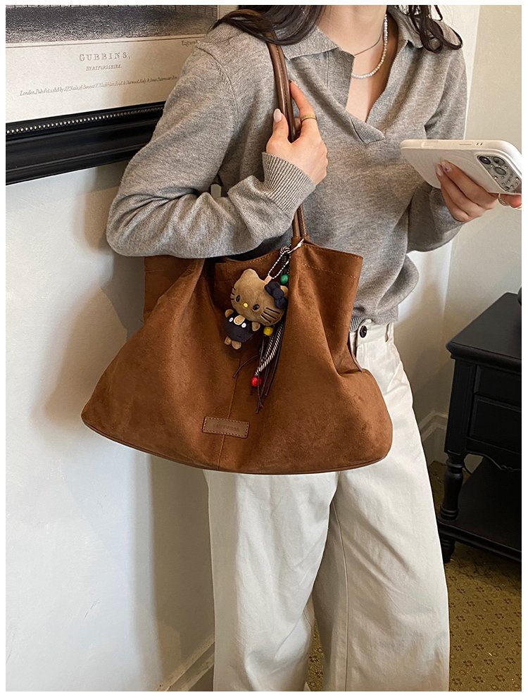 Women's Timeless PU Leather Tote Bag with Charm with Zipper detail 32
