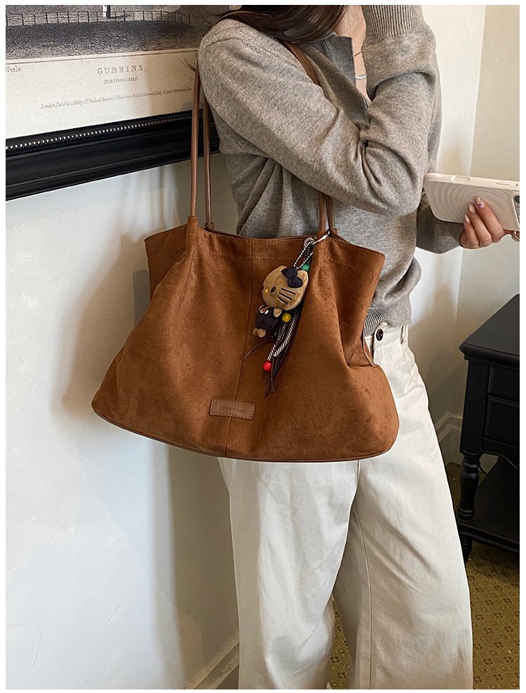 Women's Timeless PU Leather Tote Bag with Charm with Zipper detail 34