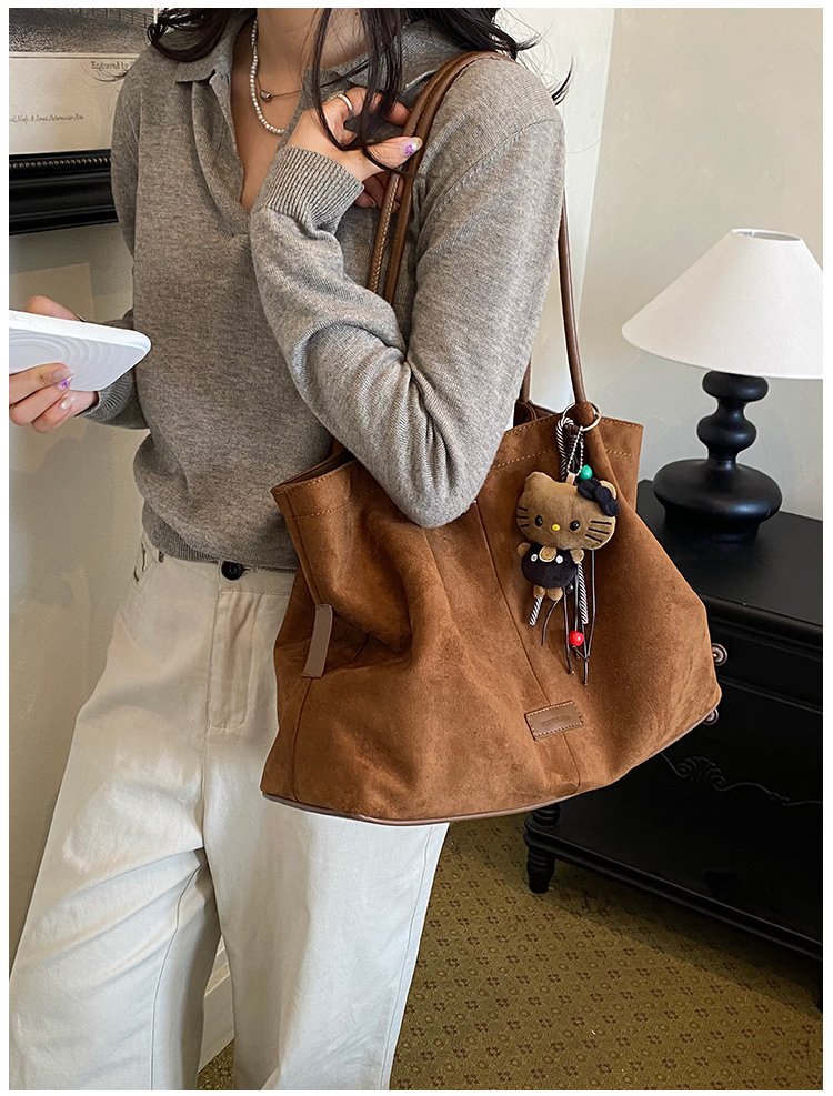 Women's Timeless PU Leather Tote Bag with Charm with Zipper detail 35